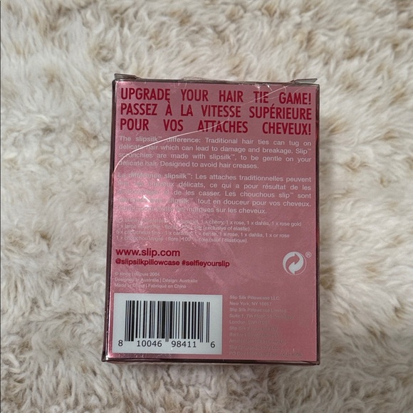 Slip Silk Scrunchies in Vibrant Red Floral set of 4 - Picture 2 of 3